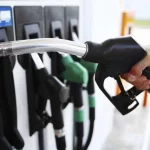 Los mejores horarios para repostar gasolina en según el RACE alemán