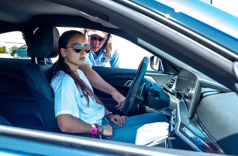 Se busca al mejor conductor joven de España ¿Te apuntas?