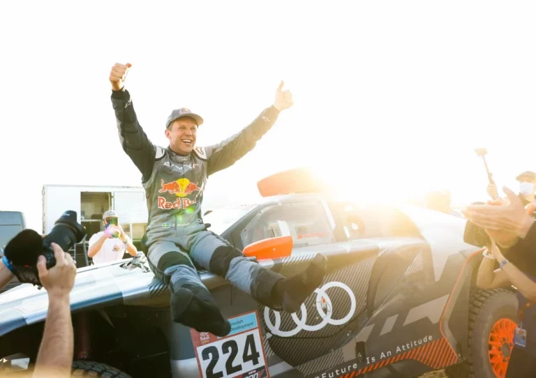 Después de 23 años, Mattias Ekström deja Audi