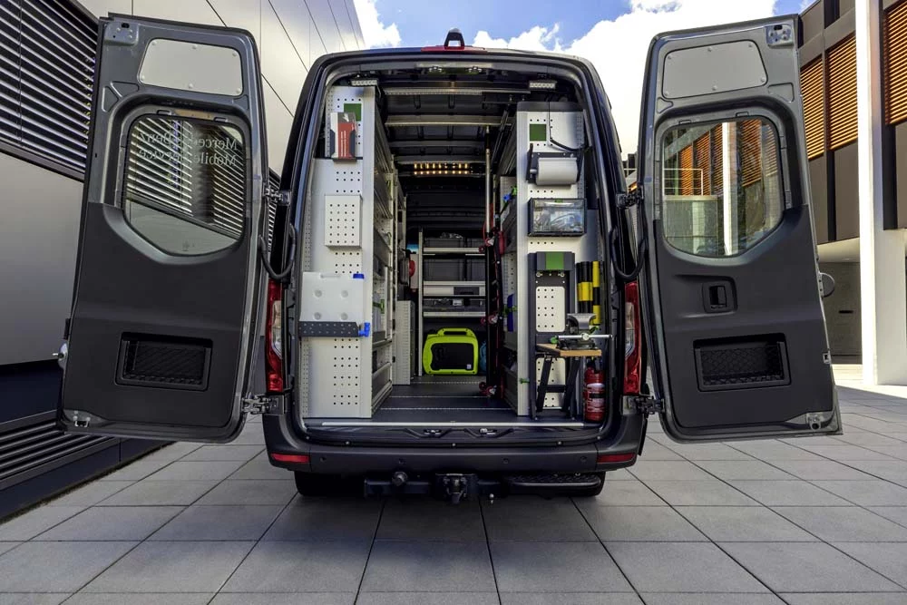 2025 Ford Pro Taller Móvil. Imagen interior.