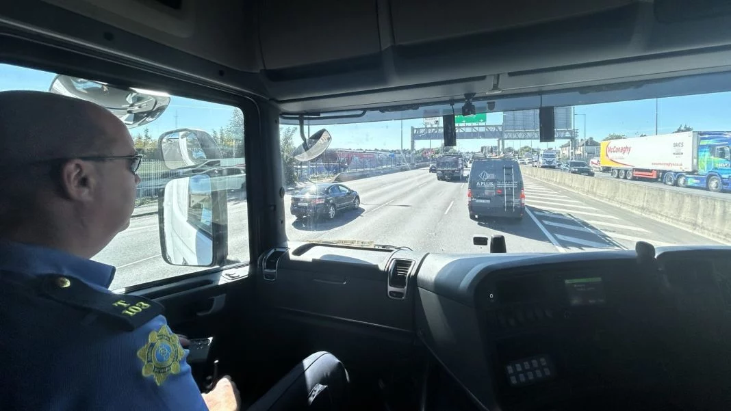 camion-usa-dgt-irlanda-ver-aqui Este es el camión que usa la DGT de Irlanda y que podrías ver en breve por aquí