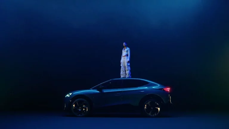 Una estrella internacional para la campaña del nuevo Cupra Tavascan