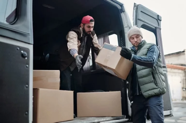 El alquiler de furgonetas abre un campo de posibilidades a las empresas de transporte