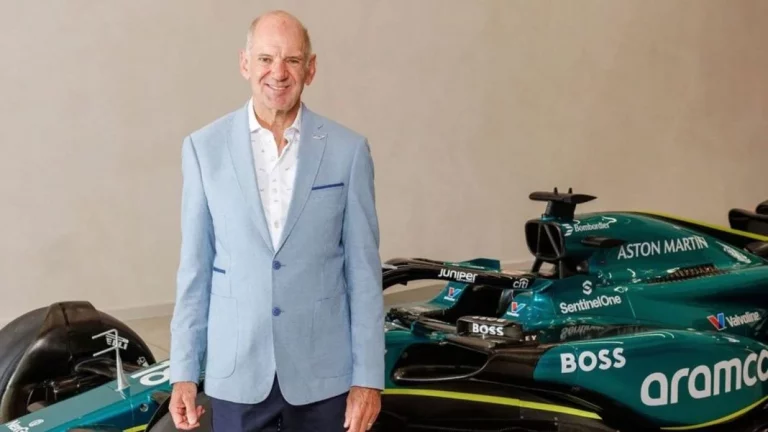 El pastizal que Aston Martin paga a Adrian Newey: Gana en una hora lo que tú en cuatro meses