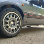 El Peugeot 205 GTi que sobrevive diez años a la intemperie: ¿restaurar o respetar la pátina?