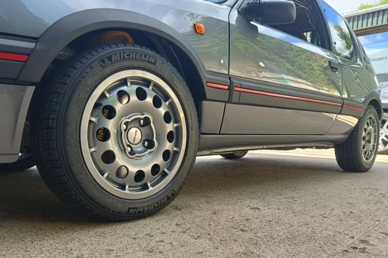 Convierte tu Peugeot 205 en un T16… o, al menos, un “trocito”