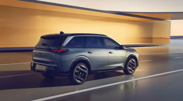 Peugeot lanza sus eléctricos ‘long range’