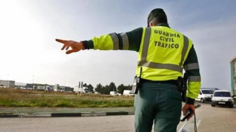 ¿Puede multarme alguien más que la Guardia Civil de Tráfico o la Policía?