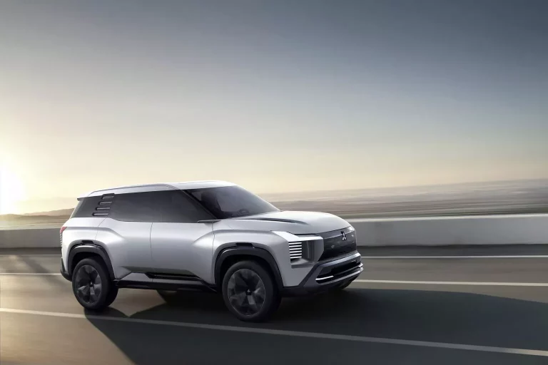 Mitsubishi DST Concept: El SUV que debería lanzar la marca japonesa