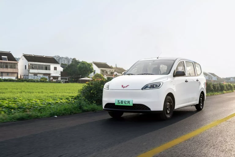 Wuling Hong Guang EV: La alternativa a los Berlingo y Kangoo eléctricos cuesta 9.000 euros