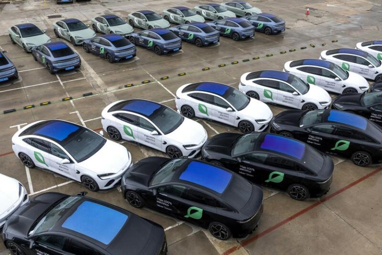 Moove Cars ya tiene 200 BYD Seal tras aliarse con BYD y Uber