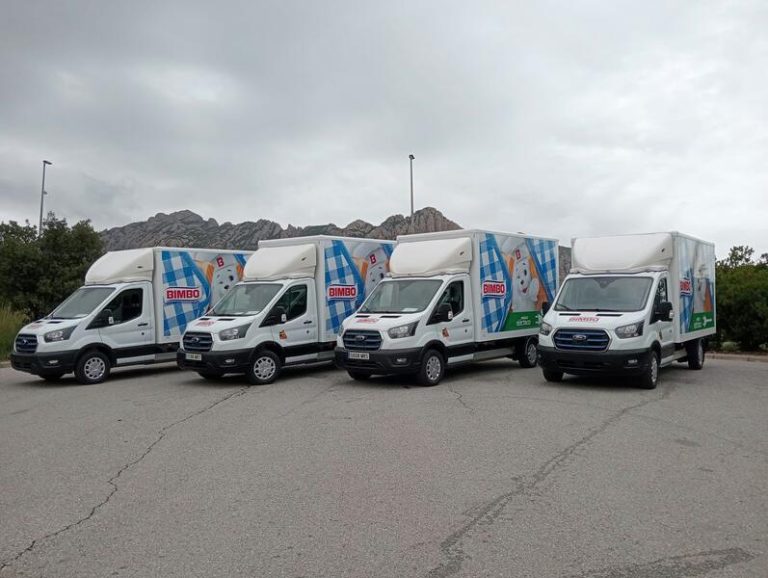El pan Bimbo y los Donuts ahora viajan en Ford Transit eléctricas