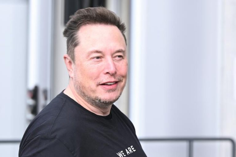 El intrigante coche que los accionistas de Tesla prácticamente exigen a Musk