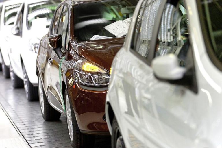 La demanda de la OCU contra Renault sigue adelante