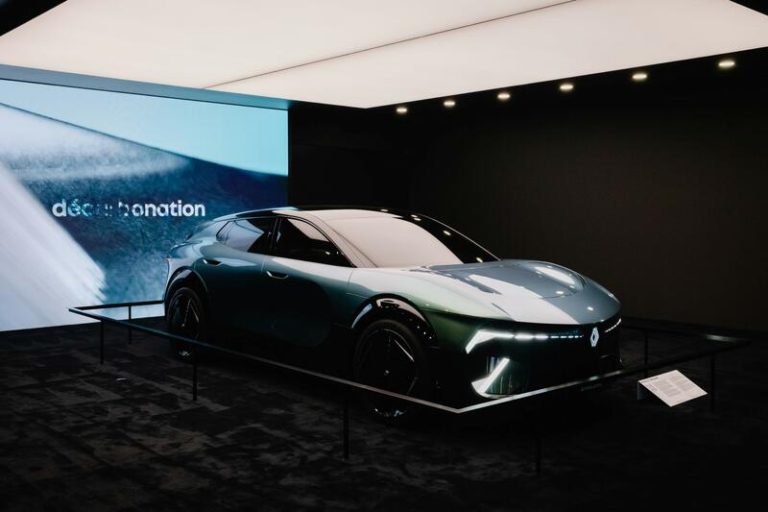 Ampere, la sociedad de eléctricos de Renault, reducirá un 40% los costes de fabricación en 2028
