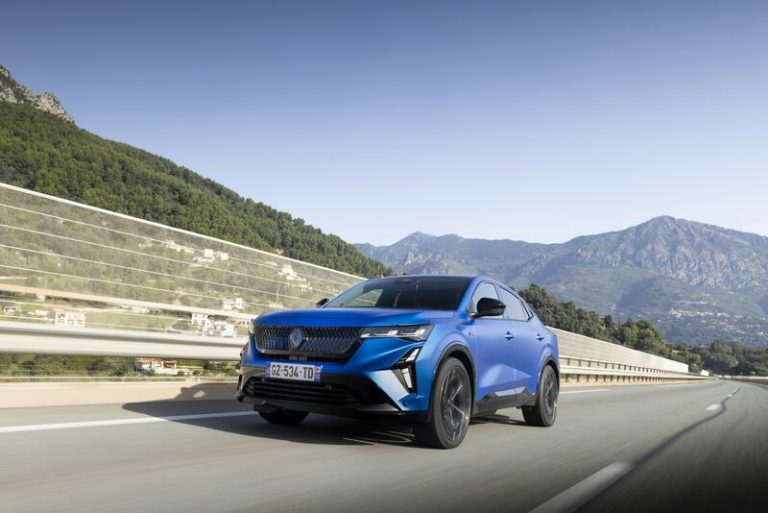 Renault Rafale e-Tech 4×4: El SUV ECO de los 300 CV parte de 52.100 euros