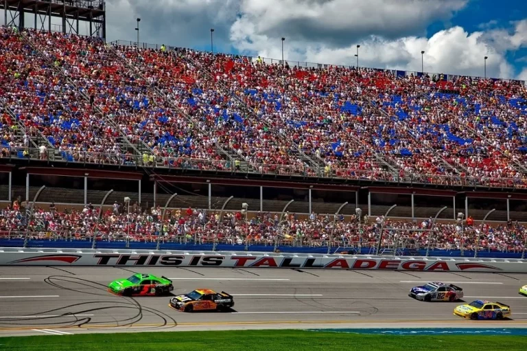 Guía de apuestas en deportes de motor: Fórmula 1, MotoGP y Nascar