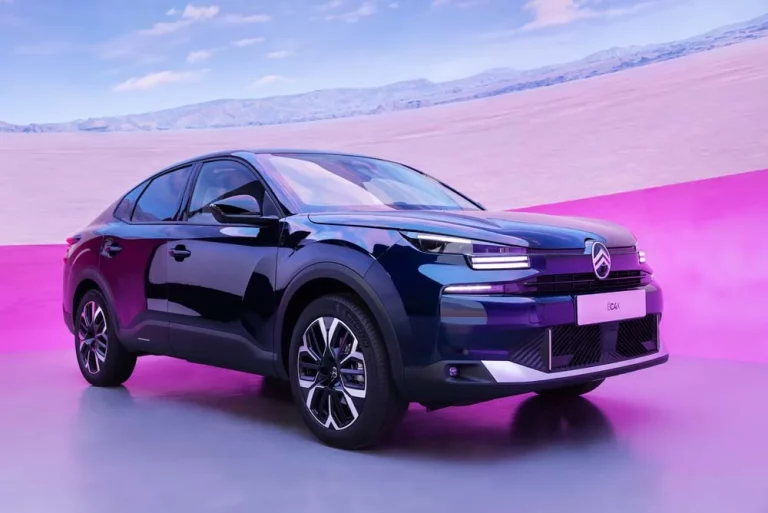 C4 y C4X, los superventas de Citroën, más refinados