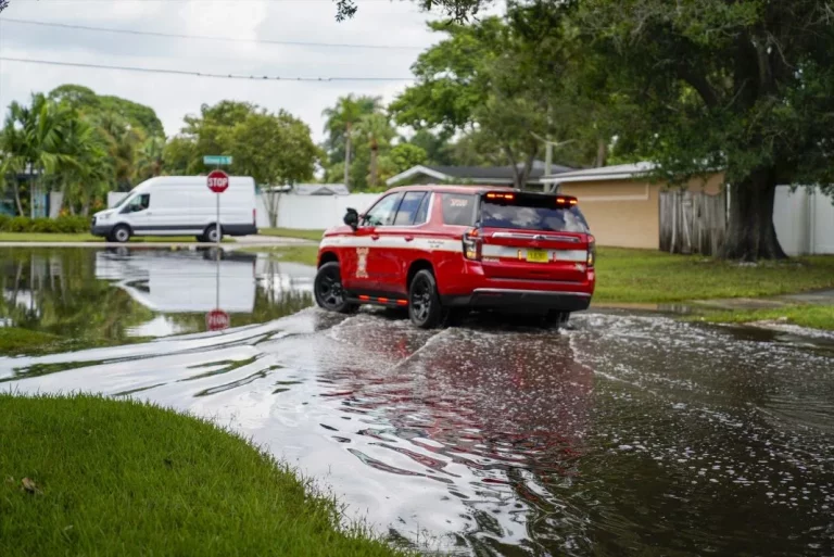 Huracán Helene: las marcas de coches se vuelcan para ayudar a las víctimas
