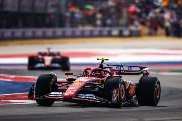 GP de USA: Ferrari, cómo ganar y perder la victoria en la primera curva
