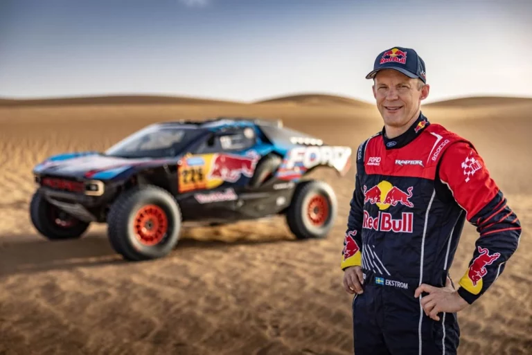 Mattias Ekström completa el equipo Ford Performance para el Dakar