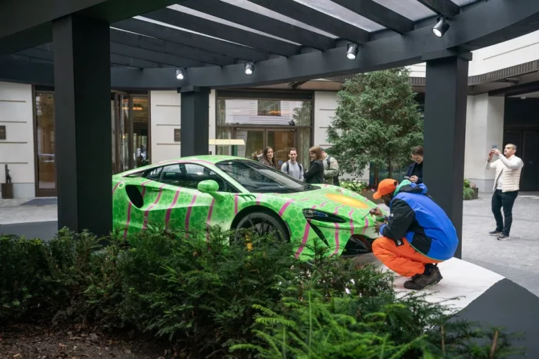 McLaren tiene nuevo art car