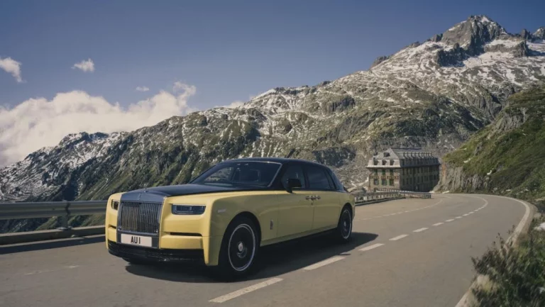 El superexclusivo y lujoso homenaje de Rolls-Royce a 007