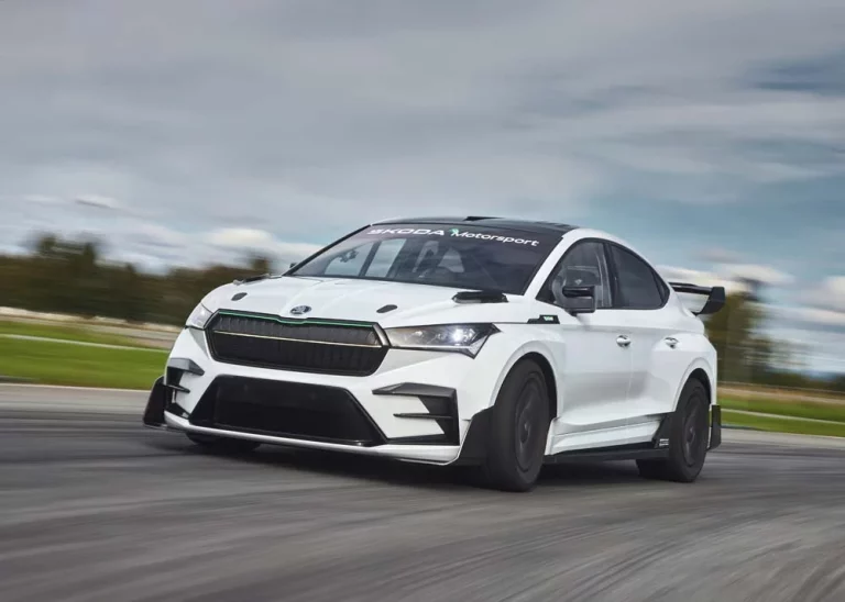 Škoda Enyaq RS Race: competir de manera sostenible