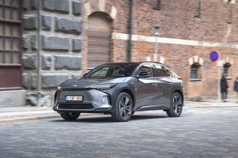 Estos son, para la OCU, los mejores coches eléctricos por menos de 35.000 euros