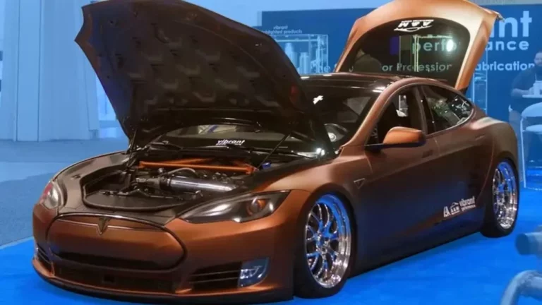 El único Tesla Model S que ha enfadado al mismísimo Elon Musk y que suena como un Camaro