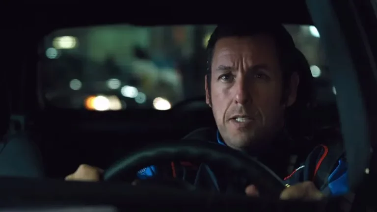 Adam Sandler conduce una lujosa SUV V8 que te sorpenderá