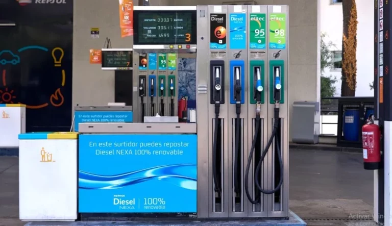 Cuándo debes llenar tu coche con gasolina premium: Palabra de gasolinero