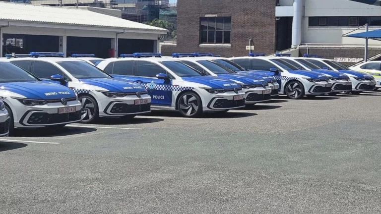 Al estilo Dubai, pero «humildes»: compran 50 Golf para convertirlos en patrulleros