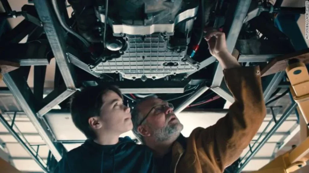 David (52), mecánico: ‘Mucho ojo con las piezas fabricadas con impresora 3D para el coche, porque te lo pueden destrozar’ 151 Motor16 Fabrica un Lamborghini Aventador con una impresora 3D y este es el regalo que recibe por hacerlo