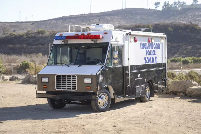 La furgoneta que jamás te hubieras podido imaginar convertir en camper está a la venta