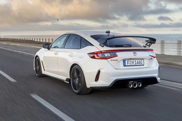 A lo ‘60 segundos’: Así se han llevado 45 coches, entre ellos 20 Honda Civic Type R a estrenar