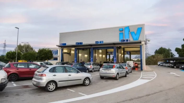 El 83% de los coches que aprueban la ITV lo hacen con notable alto