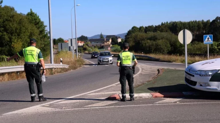 La pregunta que jamás debes responder cuando la Guardia Civil te para