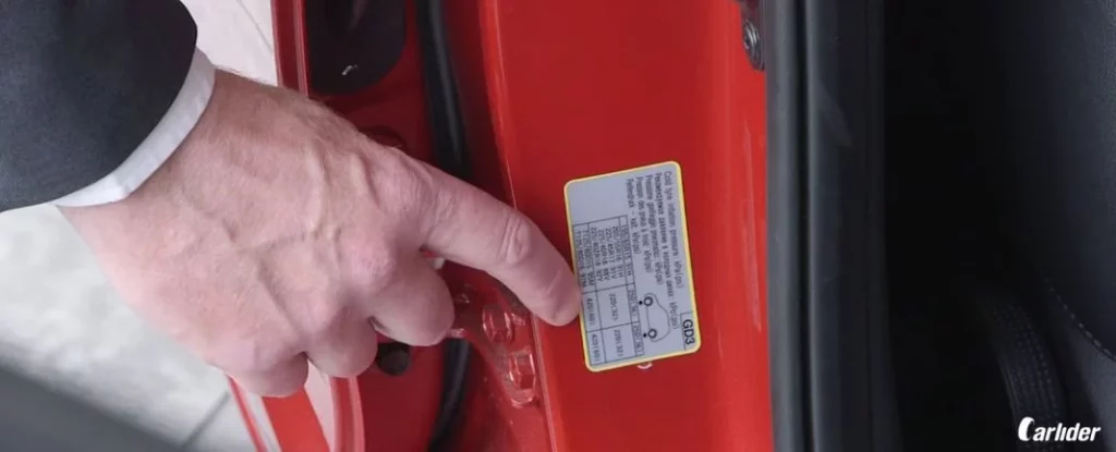 etiqueta presión neumáticos