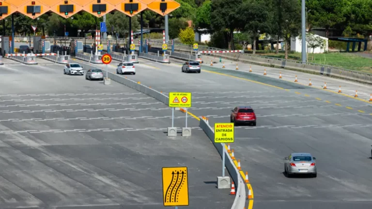 El peaje de 3 céntimos por kilómetro para las carreteras: este es el día en que va a entrar en vigor