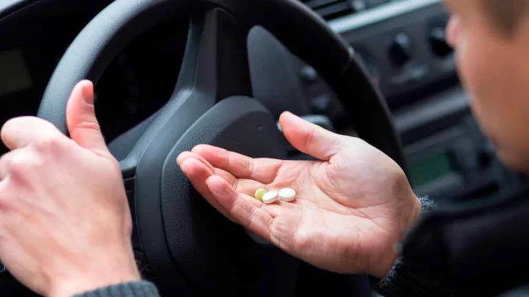 6 medicamentos con los que la DGT no te va a renovar el carnet de conducir