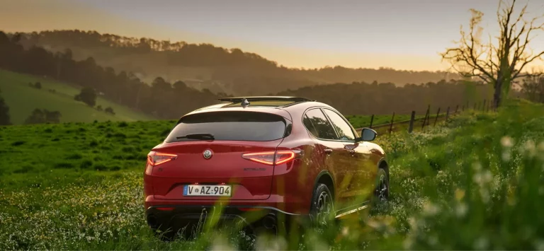 Los Alfa Romeo Giulia y Stelvio se visten con fibra de carbono