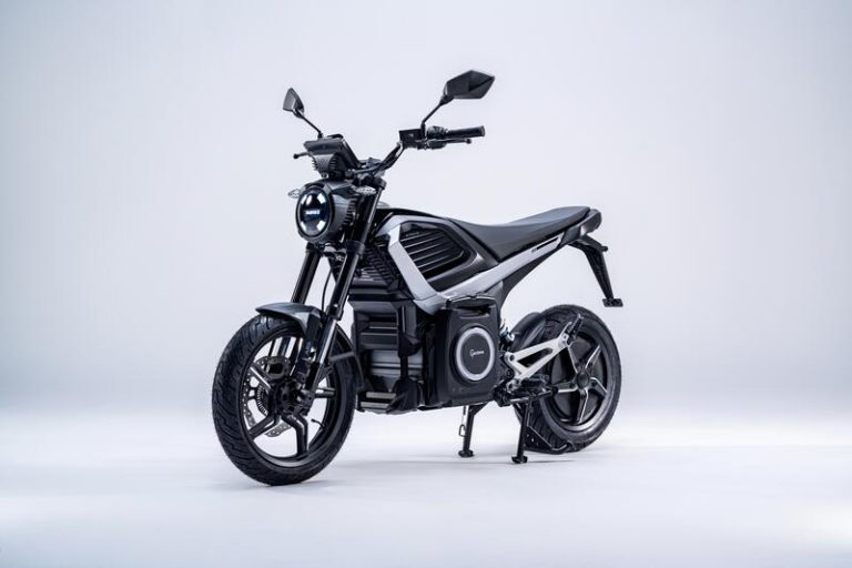 S05 Weekender: La nueva motocicleta eléctrica de Silence