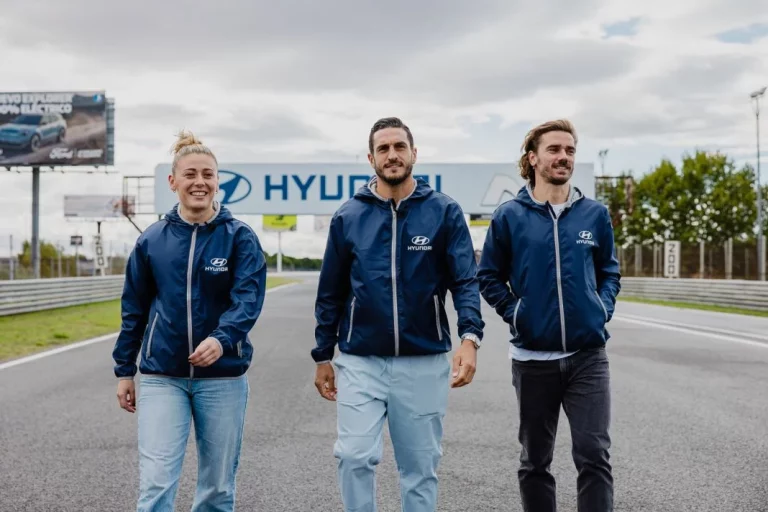 Los jugadores del Atlético de Madrid prueban el Hyundai Ioniq 5 N de 650 CV y esto es lo que pasa