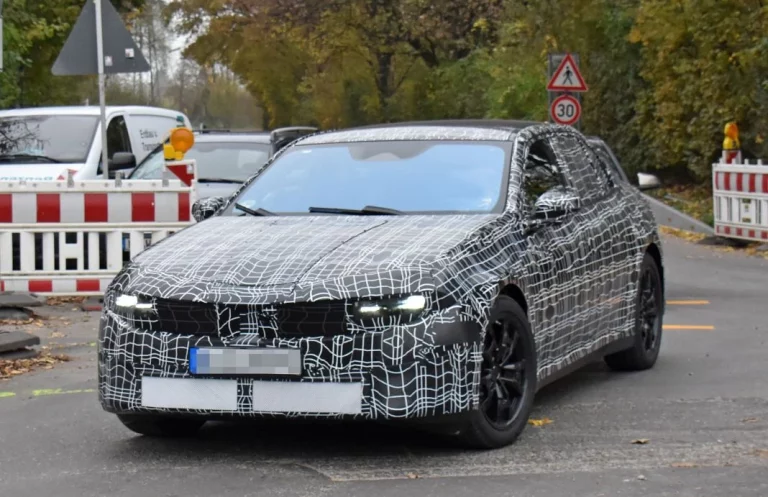 El BMW i3 renacerá en 2026, aunque con un concepto muy distinto