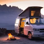 Multa camper en Catalunya: hasta 3.000 euros por abrir el techo o pernoctar en zona prohibida