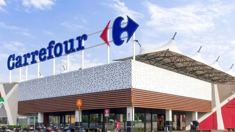 19,99 euros: Por el Black Friday Carrefour tiene esta batería para que olvides el cargador inalámbrico del coche