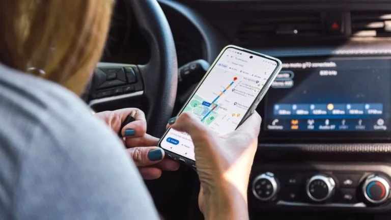 7 ajustes que tienes que hacer en Google Maps si usas Android Auto cuanto antes y lo agradecerás en tu viaje de vacaciones
