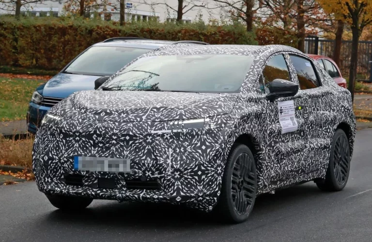 El pionero de los eléctricos, el Nissan Leaf, tendrá nueva generación en 2026