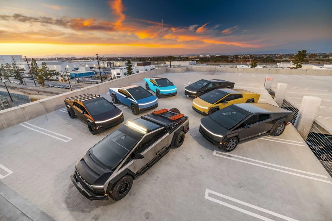 TESLA CYBERTRUCK UNPLUGED PERFORMANCEjpg (10)